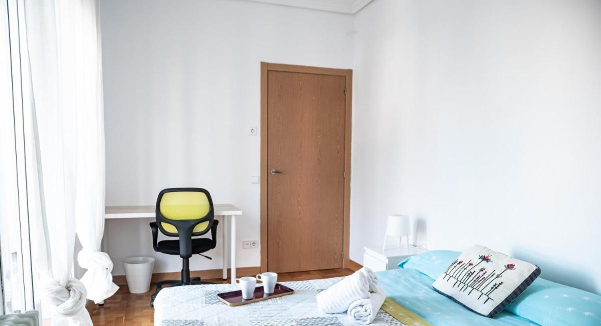 Adaptado Y Comodo Apartamento En Iturrama Pamplona Exterior photo